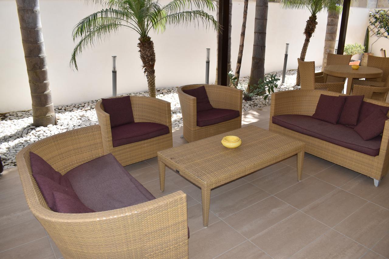 Hotel Il Portico Favignana Exterior foto